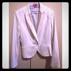 White Blazer, Beige collar detail, Stripe Lining